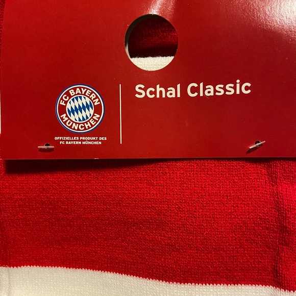 FC Bayern Munchen football scarf - Picture 4 of 4